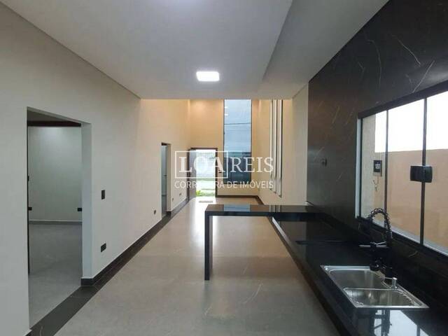 #AP1225 - Casa para Venda em São José dos Campos - SP