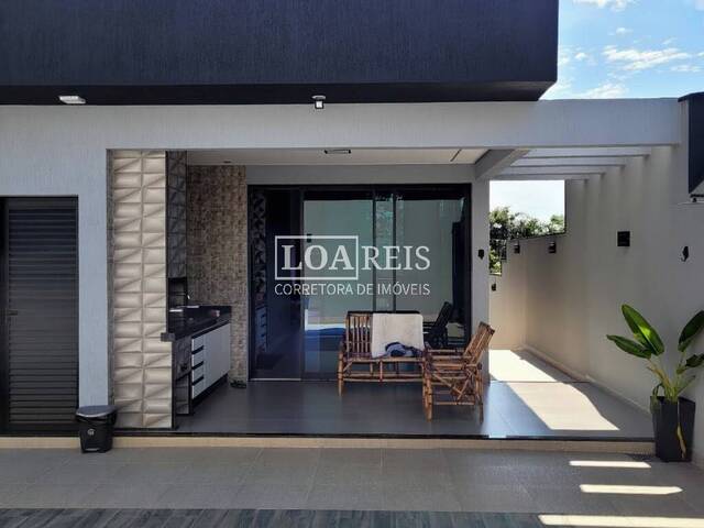 #125 - Casa em condomínio para Venda em Caçapava - SP