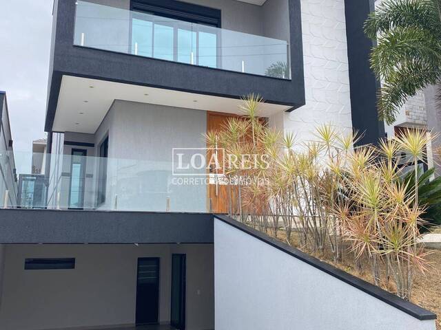 #CA1322 - Casa em condomínio para Venda em Jacareí - SP